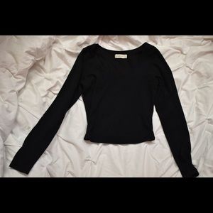 Long sleeve crop top